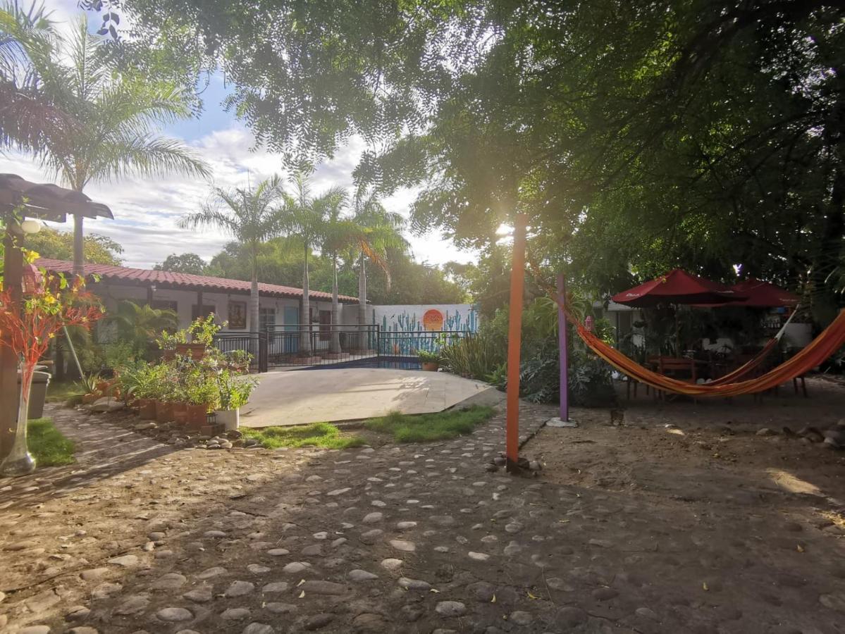 Villa Del Sol Hotel & Restaurante Villavieja Luaran gambar