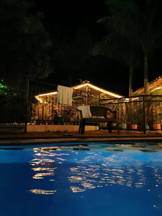 Villa Del Sol Hotel & Restaurante Villavieja Luaran gambar